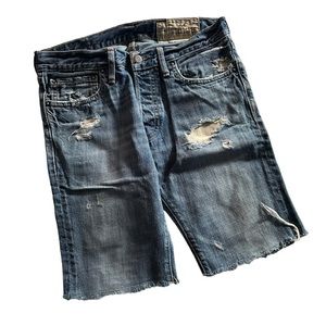 Hollister cut off Jean short